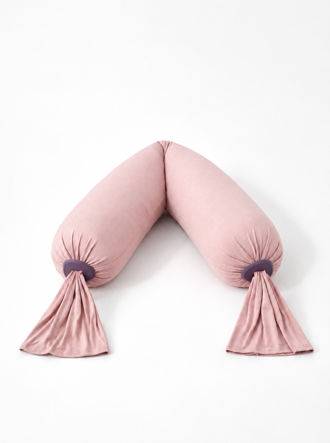 Coussin de grossesse & d'allaitement rose sur fond blanc