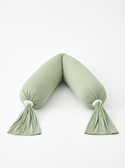Coussin de grossesse & d'allaitement vert sur fond blanc